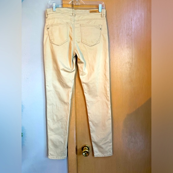 NWT Union Bay beige slim fit pants, juniors size 9 - Picture 4 of 4
